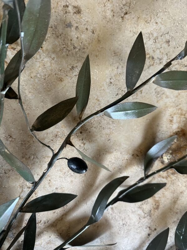 A PAIR OF VINTAGE HAND PAINTED TOLE 'POTTED OLIVE TREE' SCONCES, 1950s - Image 2